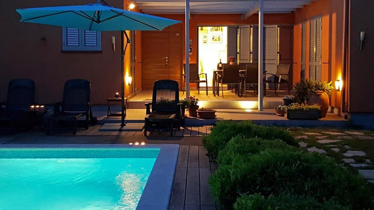 Villa Emili In Medulin - Haus Fuer 4-5 Personen מראה חיצוני תמונה